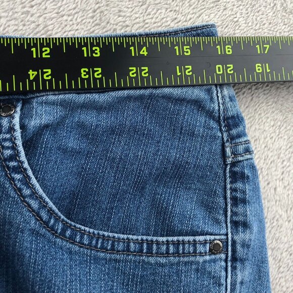 Riders By Lee Women's Capri Jeans Size 32x28 Measured Blue Denim Cropped Casual - Picture 4 of 11